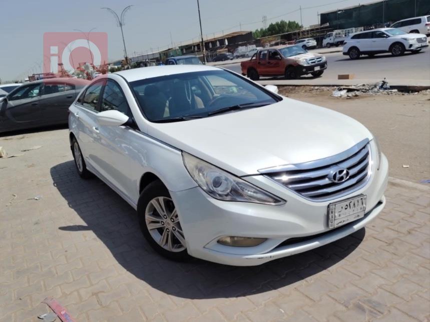 هیوندای سۆناتا